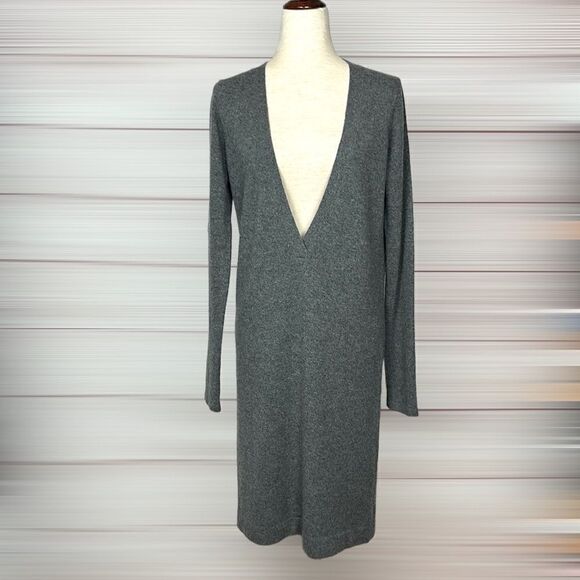 Karoo Mark Eisen Cashmere Gray Deep V-neck Sheath Sweater Dress sz 2, US S-M - Picture 2 of 15
